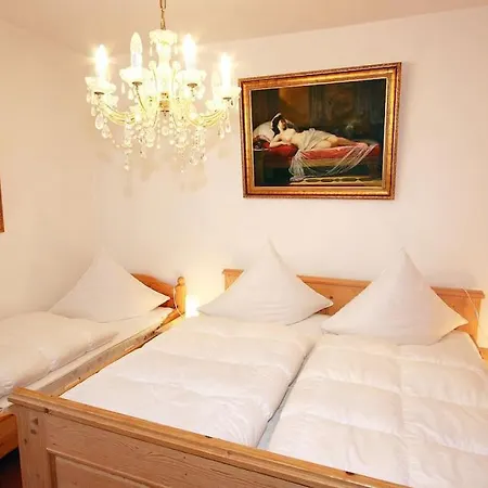 Gruppenferienhaus Landhaus St.oswald-mit Pool * סנט אוסוולד