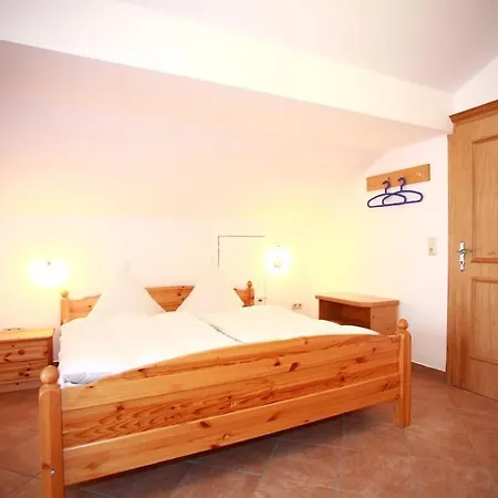 펜션 Gruppenferienhaus Landhaus St.oswald-mit Pool