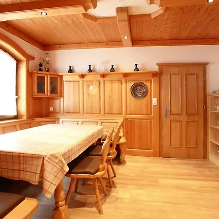 펜션 Gruppenferienhaus Landhaus St.oswald-mit Pool *